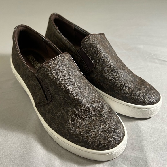 MICHAEL Michael Kors Women’s Keaton Logo-Print Slip On Sneaker Brown Size 6M - Picture 2 of 13